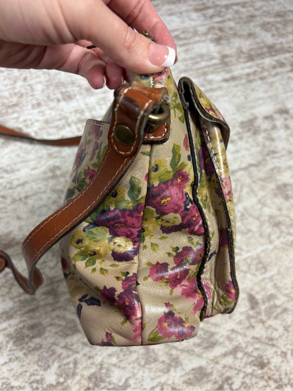 Patricia Nash Avellino Antique Rose Crossbody and Wallet Set - Picture 9 of 16